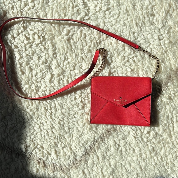 Kate spade envelope clutch with detachable strap - Picture 1 of 4